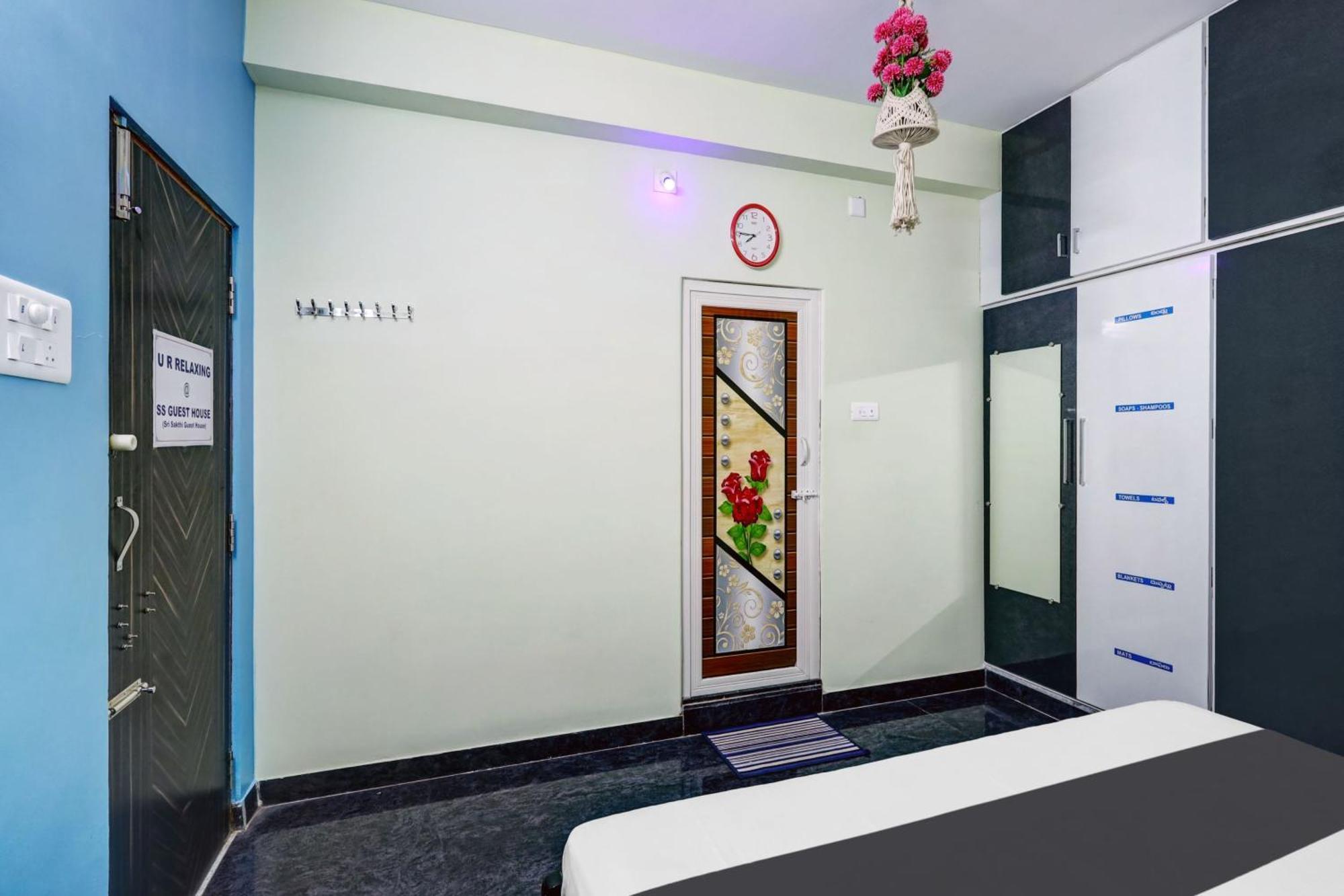 Sri Sakthi Home Stay - Beyond The Expectations- 10 To 15 Minutes Drive From Railway Station And Bus Station Tirupati Eksteriør billede